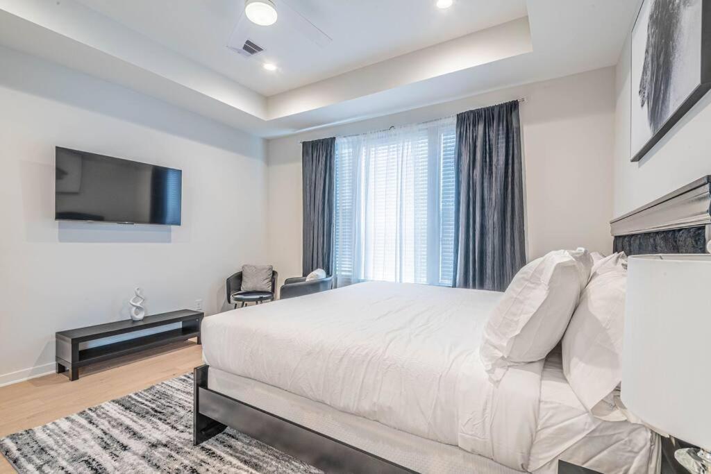 Charming 3-Bedroom Luxury Home Near Downtown, Nrg, Galleria & Medical Center Houston Eksteriør bilde