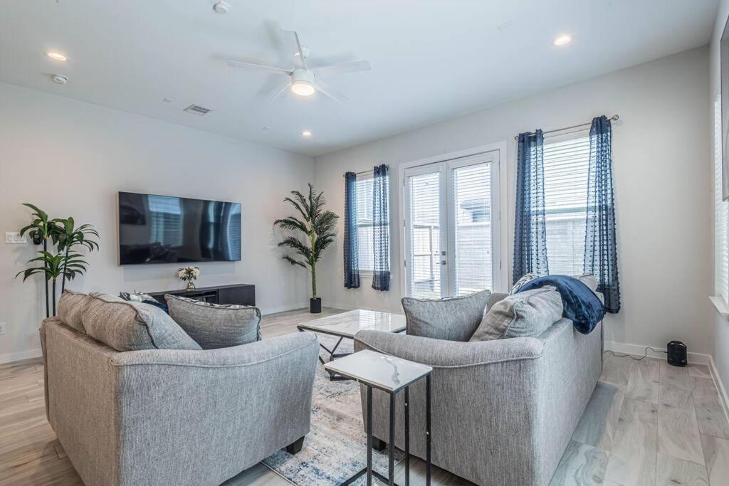 Charming 3-Bedroom Luxury Home Near Downtown, Nrg, Galleria & Medical Center Houston Eksteriør bilde